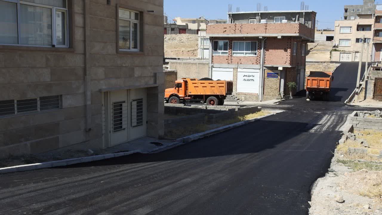 اجرای ۱۱ هزار مترمربع آسفالت در روستای بانقلان شهرستان ایلام