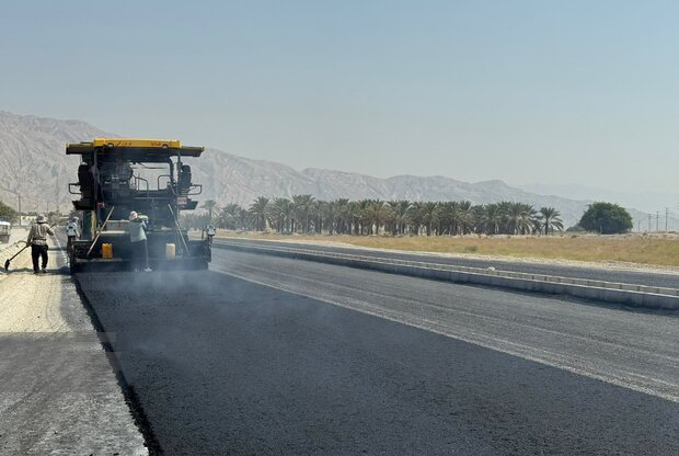 بهسازی و آسفالت جاده‌های ایلام با ۸۰۰ میلیارد تومان اجرا شد