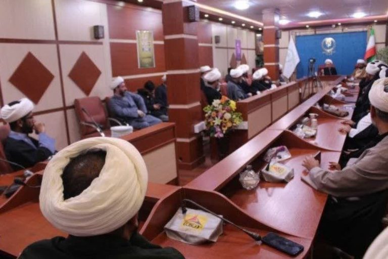 مدیرکل تبلیغات اسلامی استان ایلام خبر داد: ۵۰ مبلغ به مناطق مختلف ایلام اعزام شدند