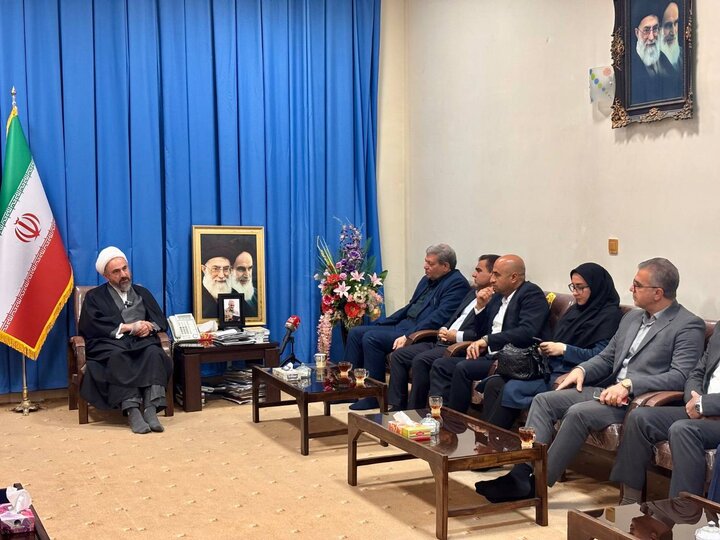 نماینده ولی‌فقیه در استان و امام جمعه ایلام: ایلام نیازمند نگاه ویژه ملی است