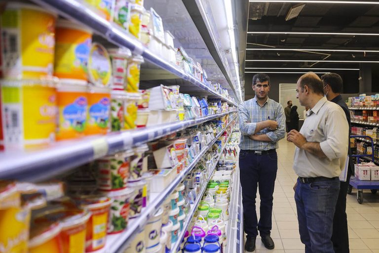 اخلالگران اقتصادی بازار ایلام ۲۷۶ میلیارد ریال جریمه شدند