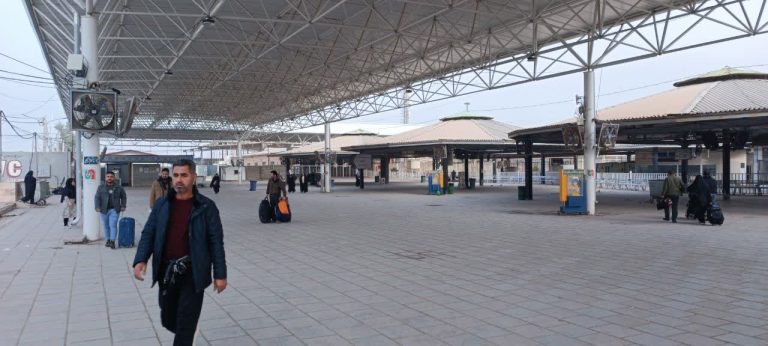 فرماندار مهران خبر داد: تردد از مرز مهران ۷.۵ درصد رشد داشته است