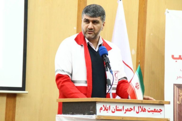 داوطلبان، جلوه‌های درخشان انسانیت در سخت‌ترین شرایط هستند