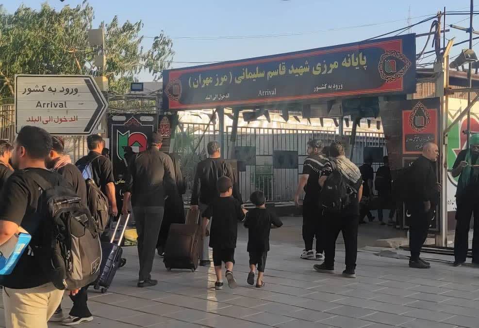 بیش از ۳۳ هزار زائر در ۴۸ ساعت گذشته از مرز مهران تردد کردند