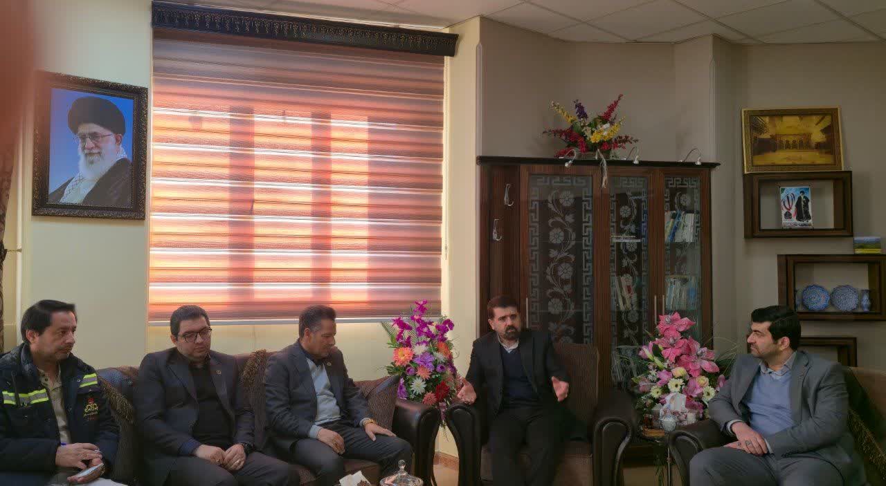 هم‌اندیشی مدیران گاز و بازرسی ایلام برای بهبود خدمات‌رسانی و فرهنگ‌سازی مصرف بهینه گاز