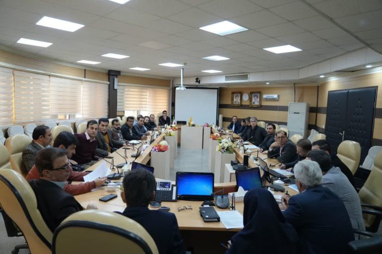 تأکید بر تسریع در پرداخت مطالبات و تعامل سازنده با پیمانکاران در شرکت گاز ایلام