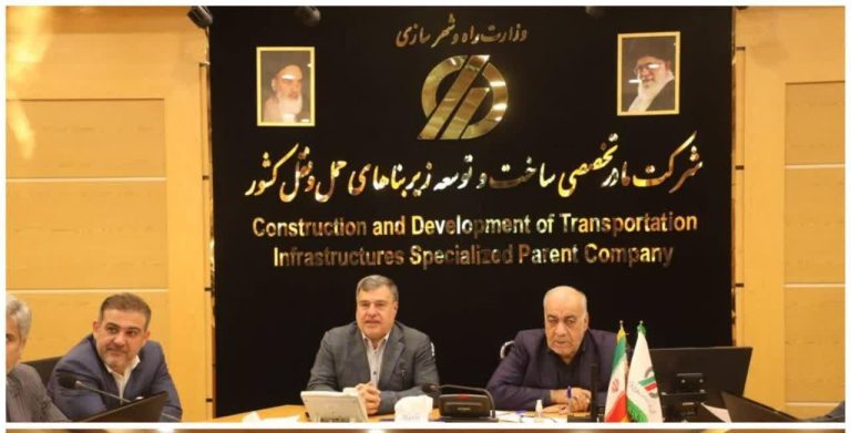 مطالبات ۲ هزار میلیارد تومانی پیمانکاران حوزه راه ایلام