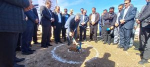 کلنگ‌زنی پروژه آبرسانی به پایانه مرزی چیلات در شهرستان دهلران به مناسبت دهه مبارک فجر