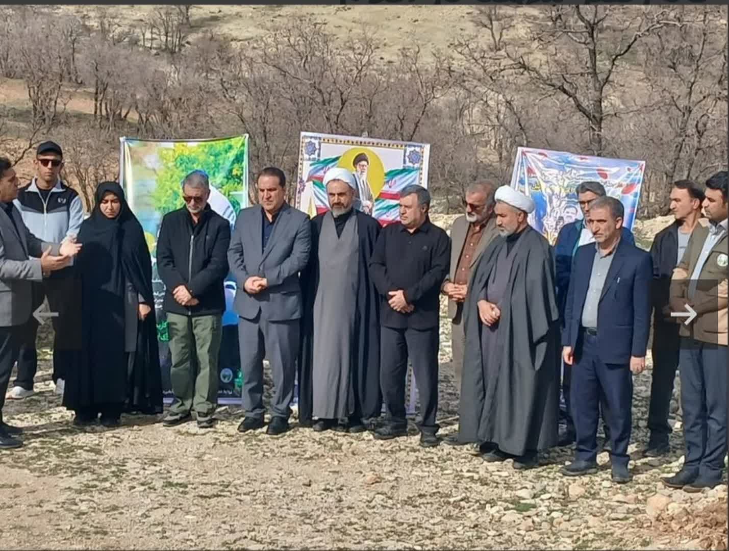 برگزاری پویش نهال‌کاری «سرو ایران» به یاد رهبر شهید در ایلام