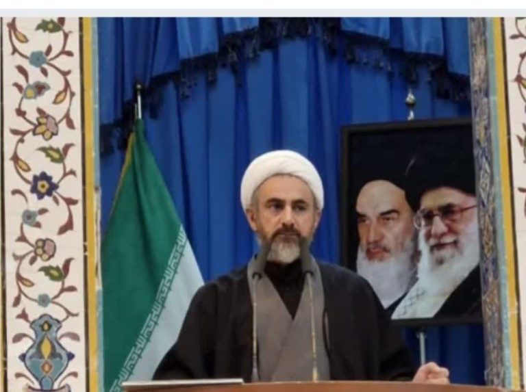 امام جمعه ایلام: ملت ایران هیمنه پوشالی آمریکا را درهم شکست