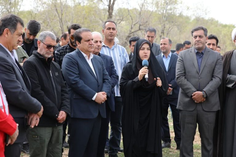 کاشت درخت نماد استقامت و امیدآفرینی است