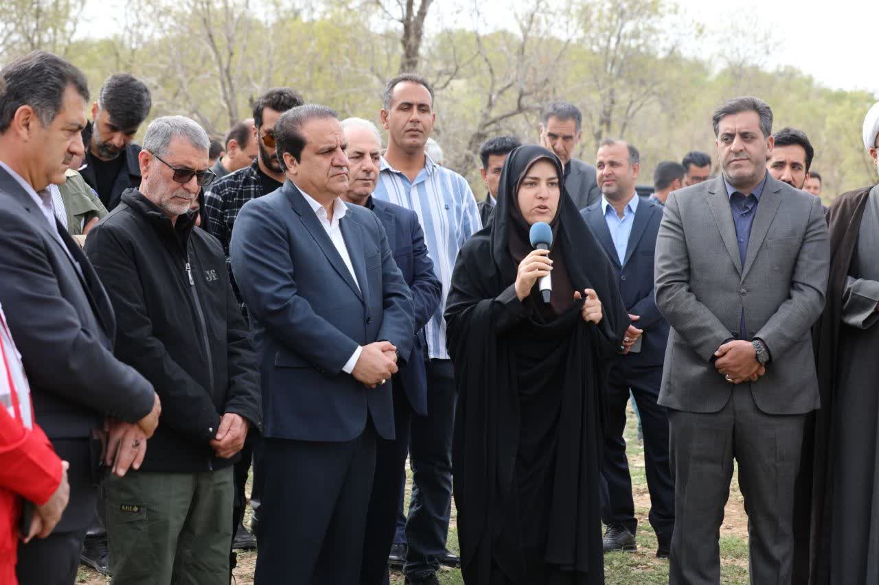 کاشت درخت نماد استقامت و امیدآفرینی است