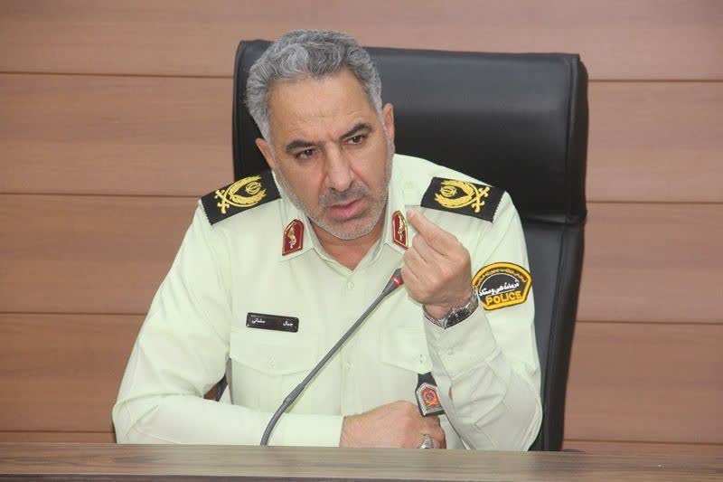 توقیف ۷ دستگاه خودرو حامل ۱۵ تُن مرغ خارج از شبکه توزیع در دره‌شهر