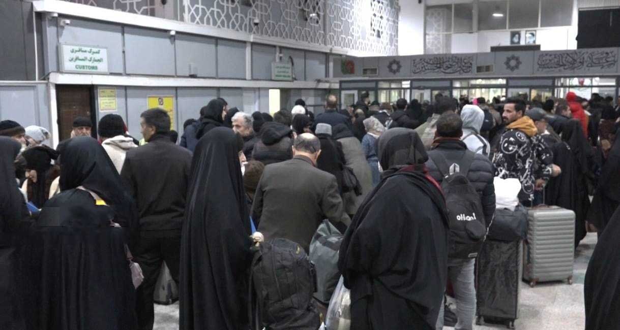 فرماندار مهران خبر داد: روند خروج زائران عرفه از مرز مهران شتاب گرفت