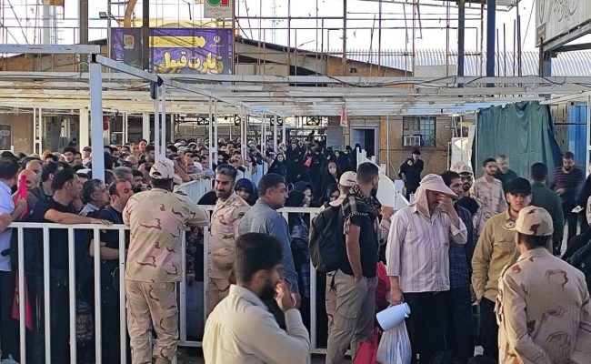 فرماندار مهران خبر داد: ۲۷ هزار زائر از مهران به عراق سفر کردند