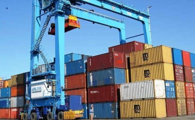 فرماندار مهران خبر داد: ۳ میلیون تن کالا سالانه از مرز مهران صادر می‌شود