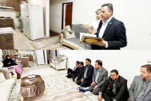 شهدا چراغ راه خدمت‌رسانی هستند/ دیدار مدیرعامل گاز ایلام با خانواده شهید عبدی