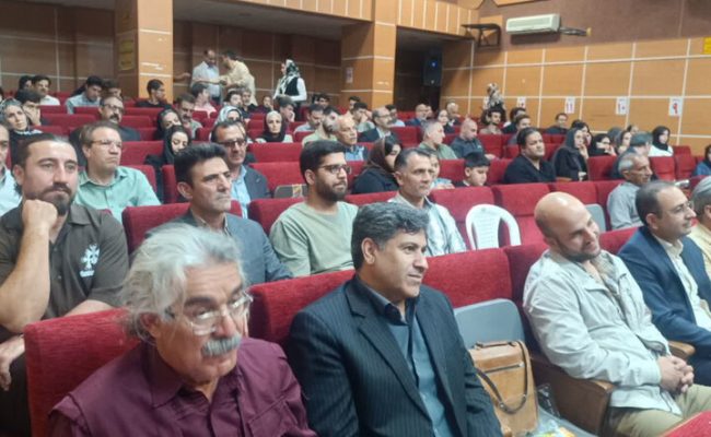 مدیرکل فرهنگ و ارشاد اسلامی استان خبر داد: نخستین دوره فصل شعر بیان در ایلام برگزار شد مدیرکل فرهنگ و ارشاد اسلامی استان خبر داد: نخستین دوره فصل شعر بیان در ایلام برگزار شد