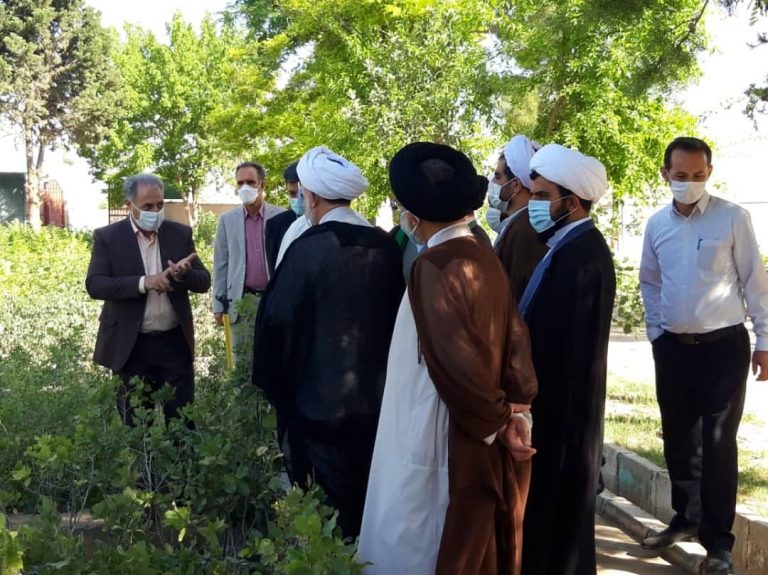 نشست ائمه جمعه استان به منظور ترویج فرهنگ‌ منابع طبیعی و پیشگیری از حریق جنگل ها و مراتع