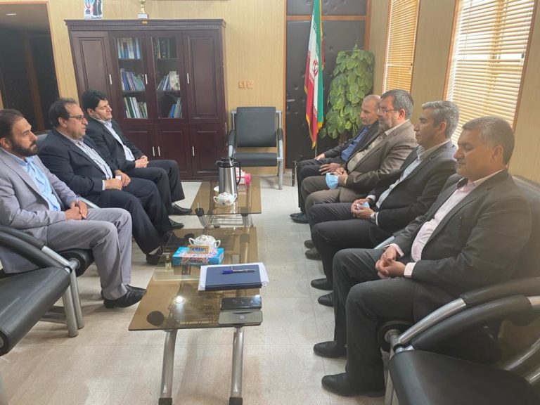 مدیرعامل شرکت آب و فاضلاب استان با فرماندار ایلام دیدار و گفتگو کرد