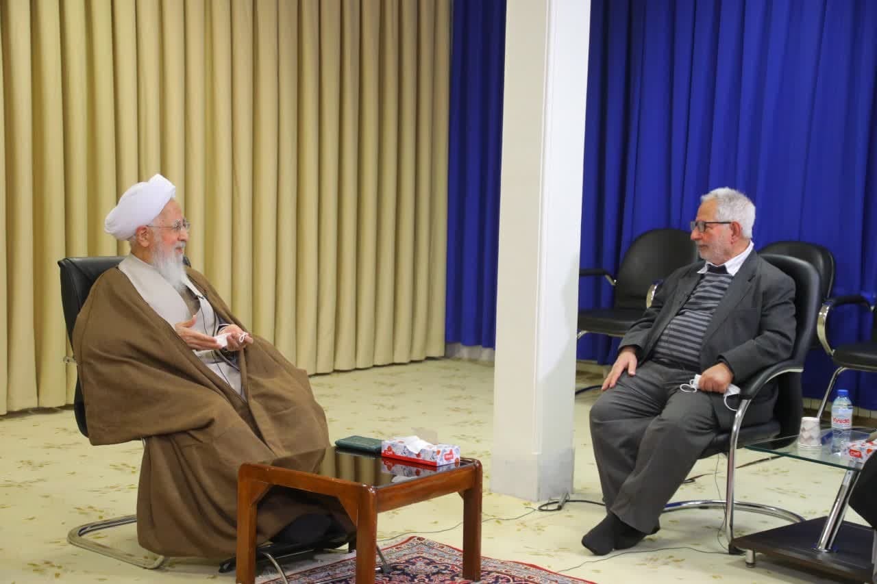 آیت الله جوادی آملی: باید معضل اشتغال، مسکن و گرانی حل شود تا موفق باشیم/ جلوی دزدی ها و غارت ها گرفته شود