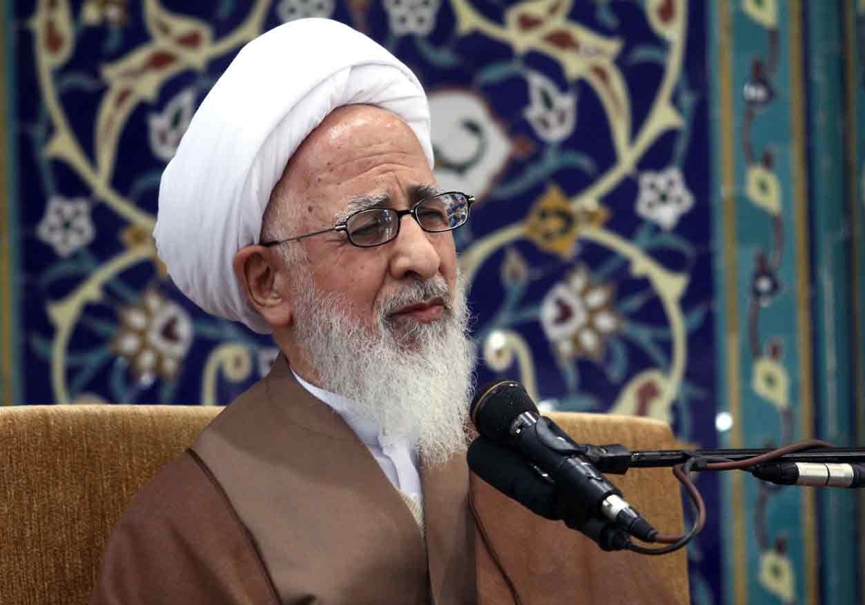 آیت الله جوادی آملی: شعار «زن، زندگی، آزادی» را ما هم قبول داریم/ اگر این دو اصل روشن شود که چه کسی ما را آفرید و بعد به کجا می‌رویم، تمام غائله اخیر می‌خوابد