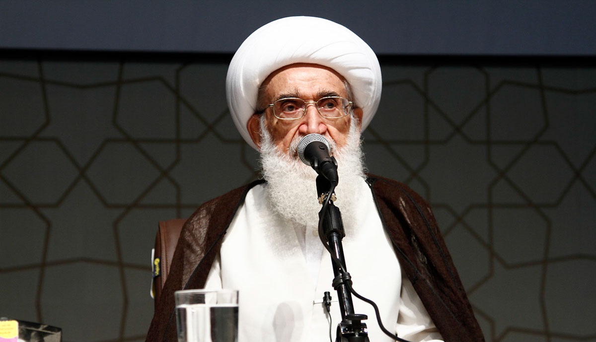 آیت الله نوری همدانی: اهانت به ساحت مرجعیت مایه تاسف است/ در طول تاریخ مراجع تقلید مدافع مردم بوده اند؛ تذکرات آیت الله صافی از همین جهت بوده