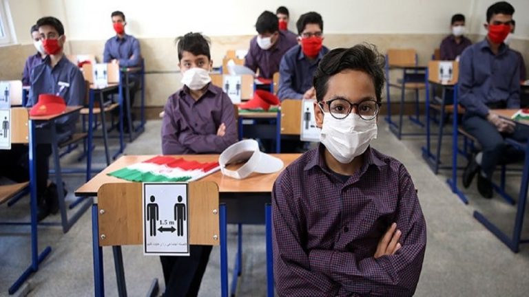 وزیر آموزش و پرورش: امسال همه دانش‌آموزان به جز پایه دوازدهم یک ماه بیشتر سر کلاس حاضر می‌شوند