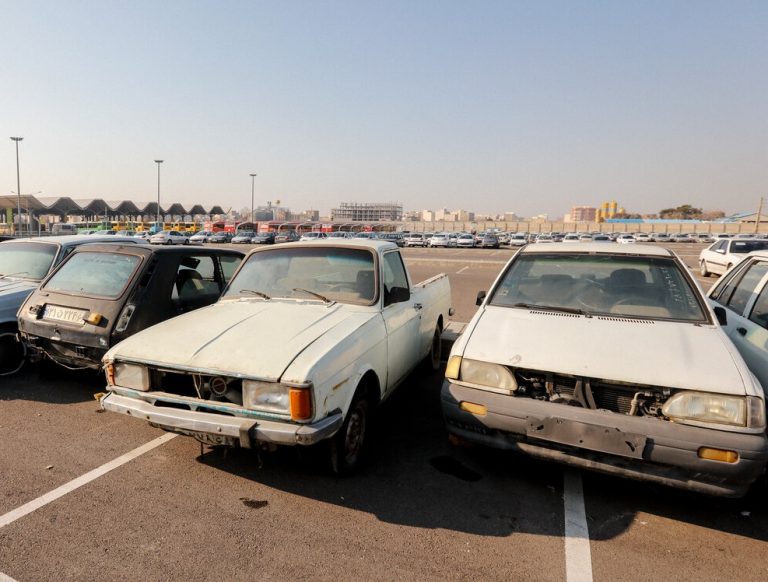 پیشنهاد وزارت کشور به دولت: خودروی مالکان بدحساب در پرداخت عوارض سالانه توقیف شود