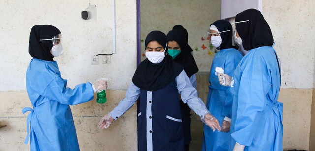 جزئیات پیشنهاد آموزش و پرورش برای مناطق آبی و زرد: مدارس زیر ۵۰ دانش آموز بازگشایی شوند/ کلاس‌های پایه اول و دوم ابتدایی با حداکثر ۱۰ دانش آموز به صورت حضوری برگزار شود