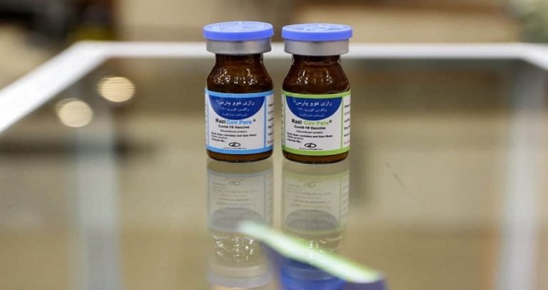 مؤسسه رازی: بررسی‌ها نشان می‌دهد واکسن کوو پارس تا این لحظه عارضه‌ای نداشته/ برنامه ریزی ما برای تولید انبوه واکسن اواخر مرداد است