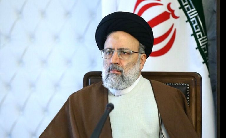 رئیسی: قاطعانه مانع افزایش قیمت ها شوید