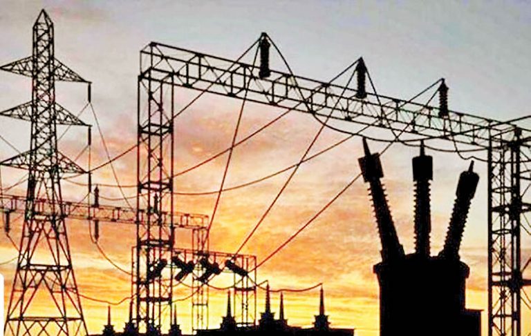 توانیر: امسال برای عبور از بحران خاموشی‌ها باید ده هزار مگاوات صرفه‌جویی شود