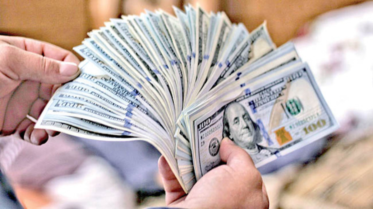 رقم ۴۲۰۰ تومان برای ارز ترجیحی تغییر می‌کند؟/ عضو کمیسیون تلفیق: مجلس برای ارز ترجیحی نرخ تعیین نکرده؛ دست دولت را باز گذاشتیم