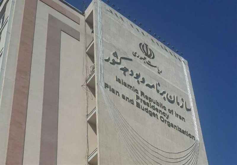 سازمان برنامه و بودجه: بررسی سیاست‌های کلی برنامه هفتم در مجمع تشخیص، ضرورت هماهنگی لایحه بودجه با برنامه هفتم و دومرحله‌ای شدن بررسی بودجه از دلایل تأخیر در ارسال لایحه بودجه است