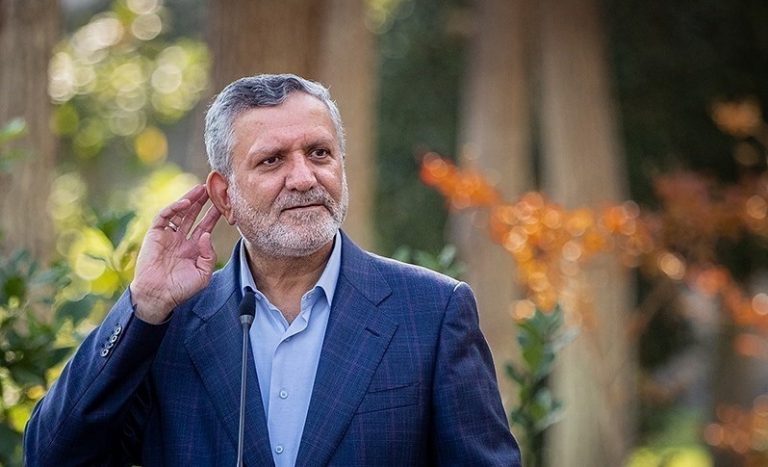 وزیر کار: اگر استقبال مردم از کالابرگ الکترونیکی گسترده باشد حتماً این طرح جایگزین یارانه نقدی می‌شود/ ده کالا شامل مواردی از جمله مرغ، برنج، ماکارونی، روغن و لبنیات است/ در این طرح یک ماه زودتر از موعد مقرر یارانه واریز می‌شود