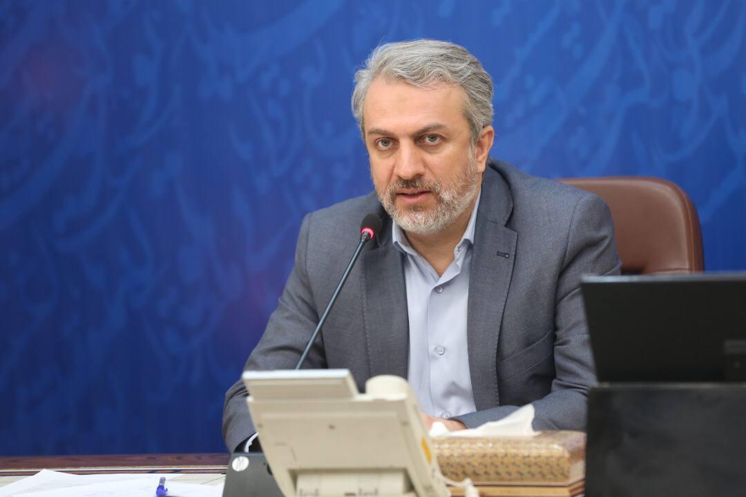 وزیر صمت: دلالان نگران تصویب مالیات بر عایدی سرمایه هستند/ طی ۶ ماه آینده ۹۰۰ هزار خودرو عرضه خواهد شد