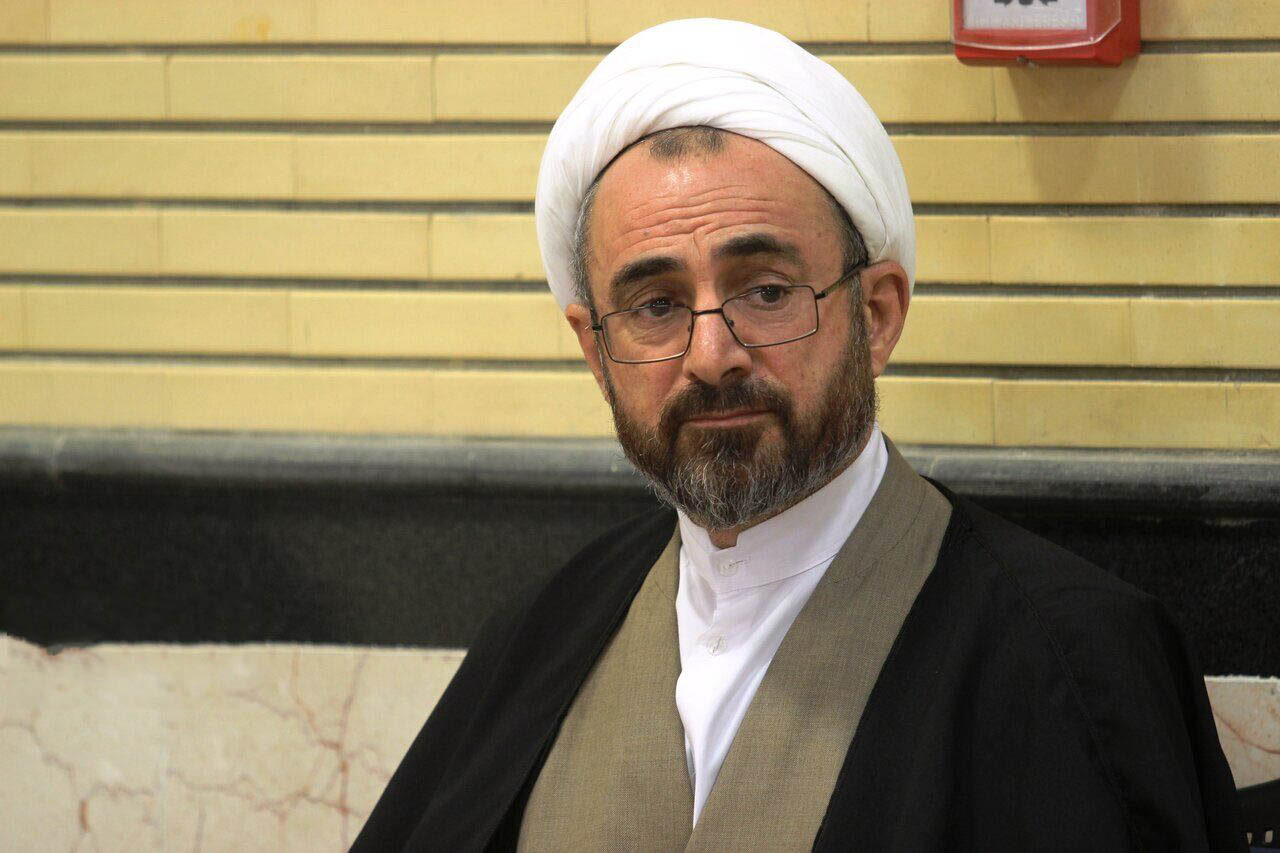 امام جمعه ایلام تاکید کرد: مدافعان امنیت خار چشم دشمنان هستند