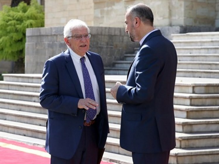 امیرعبداللهیان به بورل: ادبیات اخیر یکی دو وزیر اروپایی خارج از نزاکت دیپلماتیک بود/ برخی سیاسیون تندرو، خود را پشت اتحادیه اروپا مخفی کرده و از جیب اتحادیه خرج می‌کنند/ گروه‌های تروریستی اطلاعات غلط به این سیاسیون می‌دهند