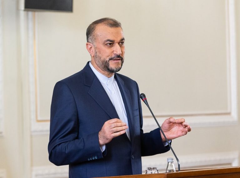 امیرعبداللهیان: بورل ۴ روز پیش گفت پیام شما در خصوص مذاکرات را به آمریکا منتقل کردیم؛ ما منتظر پاسخ واشنگتن هستیم/ اظهارات بایدن نسنجیده بود؛ مقامات آمریکایی از طریق مجاری دیپلماتیک به ما اعلام کردند که آمریکا چنین موضعی را ندارد