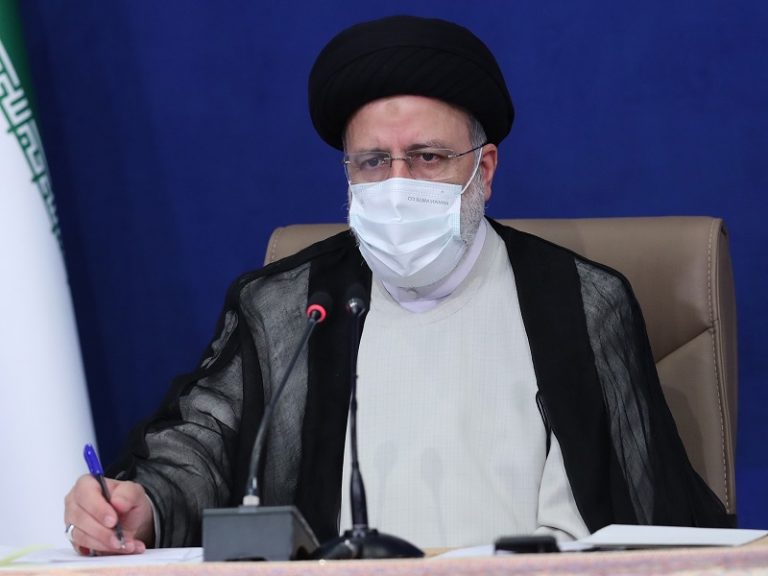 انتقاد رئیسی از نحوه مدیریت کرونا/ تعیین ضرب الاجل یک هفته ای برای طرح تحول مقابله با کووید ۱۹