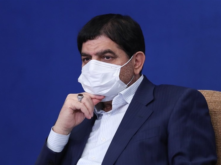 مخبر: ارز ترجیحی را برای کشور مفید نمی‌دانم اما فنر قیمت‌ها را متراکم نگه داشته است