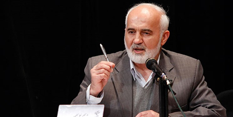 توکلی: دولت باید پیش از حذف یارانه آرد، یارانه جبرانی را به مردم پرداخت می کرد/ ۸۶ درصد مواد اولیه وارداتی است