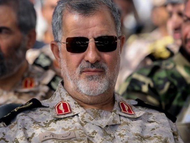 جزئیات جدید از عملیات سپاه در اقلیم کردستان عراق؛ فرمانده نیروی زمینی سپاه: بنا نداریم حتی خانواده‌های تروریست‌ها دچار آسیب شوند/ هم اکنون اعلام می‌کنیم که ما نمی‌دانیم مناطقی که تروریست‌ها در کردستان عراق حضور دارند خانواده‌ای مستقر هست یا خیر؛ ما بالاخره برای امنیت خودمان این‌ها را هدف قرار می‌دهیم/ از مردم می خواهیم که یا تروریست‌ها را طرد کنند و یا اطراف مقرهای آن‌ها حضور نداشته باشند تا دچار آسیب نشوند