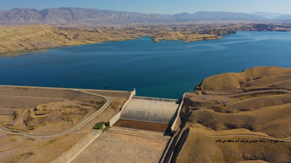 مدیر عامل شرکت آب منطقه ای ایلام تاکید کرد: حجم قابل توجهی از آب مخزن سدهای استان بدون استفاده تبخیر می شود