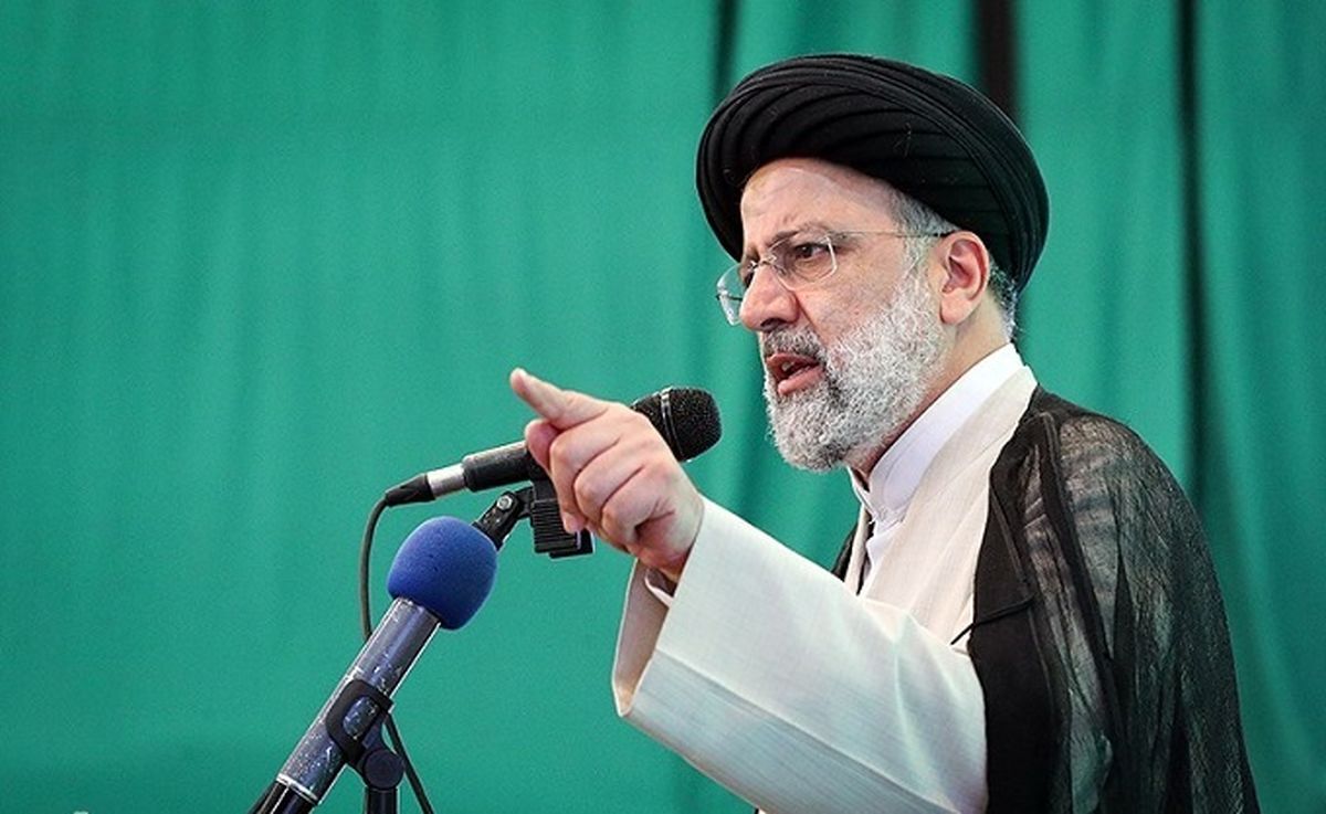 رئیسی: چند ساعت قبل مطلع شدم رئیس‌جمهور آمریکا گفته ما قصد آزاد کردن ایران را داریم/ شاید از حواس پرتی که دارد، باشد؛ ما هرگز گاو شیرده نخواهیم شد/ بارها ملت ایران این مسائل را گفته، نگاه نکنید به برخی افراد معدود گول خورده و خائن/ امروز هر کس در آتش اغتشاشات و ناامنی در کشور بدمد در خدمت آمریکاست