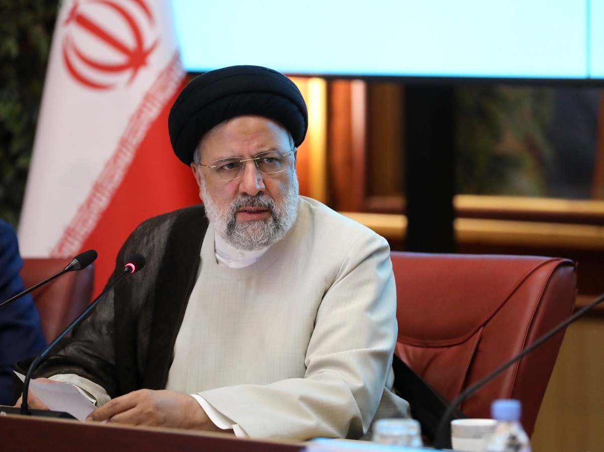 رئیسی: در زمینه بهره‌گیری از تجربه کشورهای دیگر هیچ محدودیتی نداریم اما نسخه‌های دیگران را به سهولت نخواهیم پذیرفت/ دولت به دنبال کم کردن فاصله وضع موجود و وضع مطلوب است