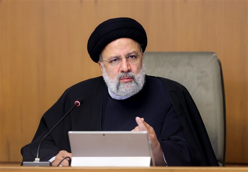 رئیسی: مشاوران بجای خط گرفتن از برخی محافل بیگانه، براساس موازین اسلامی مشاوره دهند