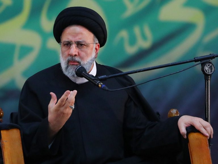 رئیسی: برخی تصور می‌کنند تنها جلوه نهی از منکر مسئله حجاب است/ وظیفه داریم با جهاد تبیین، گره‌های ذهنی جوانان را باز کنیم/ القای یاس کار شیطان است