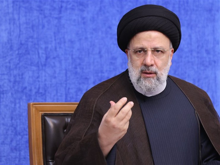 رئیسی: اگر مدیری روحیه جهادی ندارد، حتما به جای او از کسانی که این روحیه را دارند استفاده کنید/ بحث بر سر نگاه سیاسی نیست؛ بحث این است که شما دلبسته به این انقلاب و نظام و مردم هستید یا نه؟